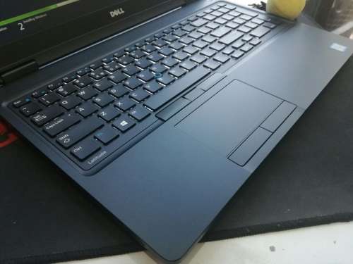 1st BID TAKES!*BEST i5!!*DELL LATITUDE 5580*i5-7440HQ*7th GEN i5*QUAD CORE*8GB DDR4*256GB SSD*FULLHD
